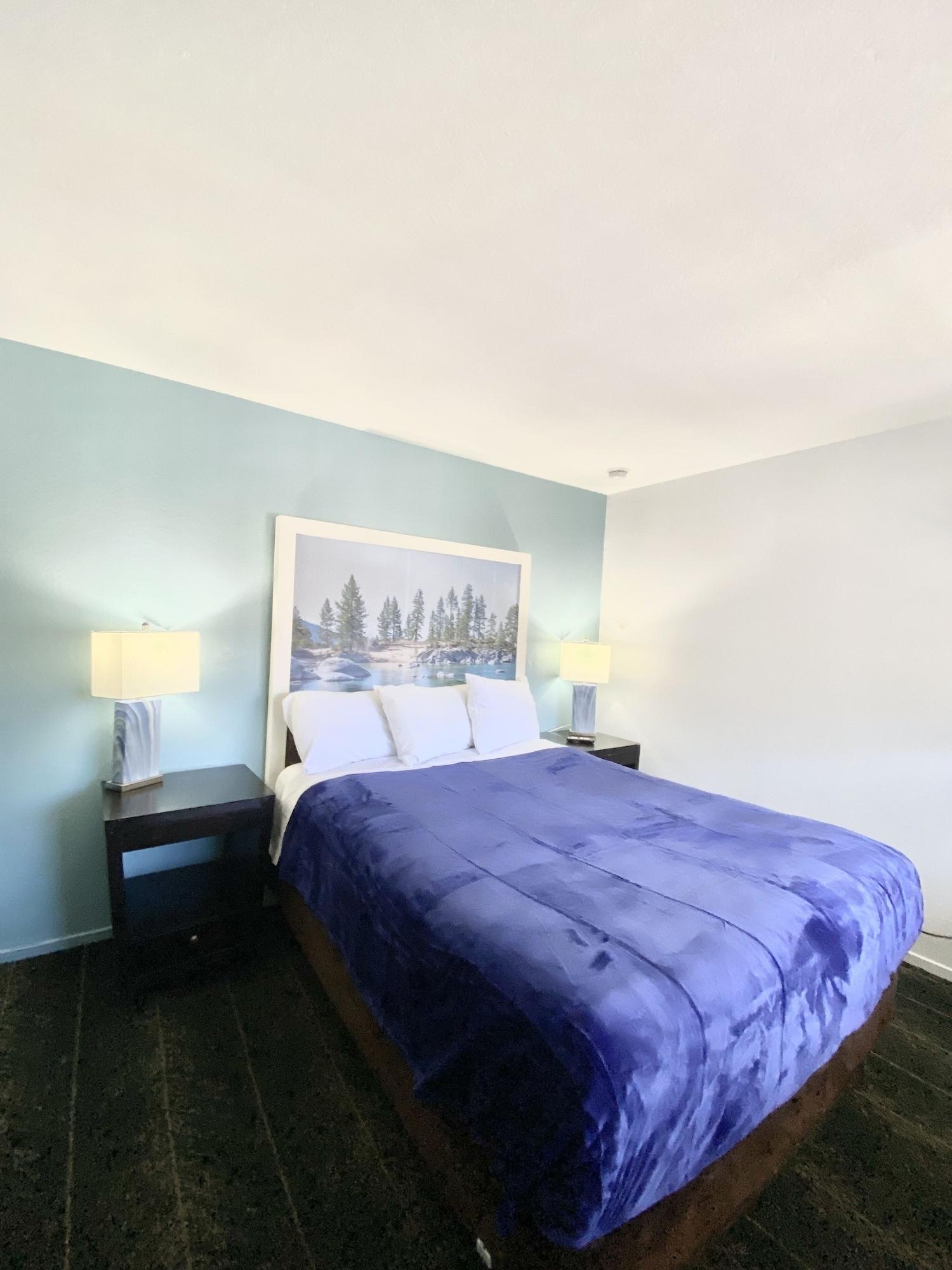 Bluebird Day Inn & Suites South Lake Tahoe Exterior photo